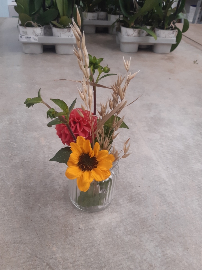 Kübelblumen und Blumensträuße
